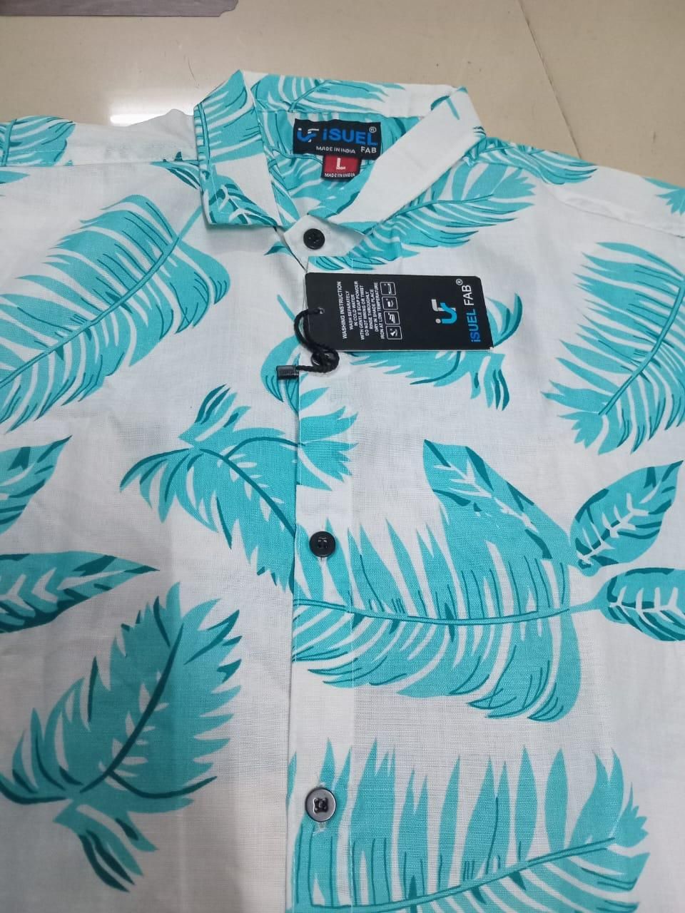 Men's Printed Half Sleeves Regular Collar Casual Shirt White & Light Green it3qpj-2a