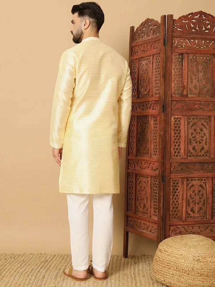 Men's Jacquard Solid Kurta Pyajama Set it3qpj-2a