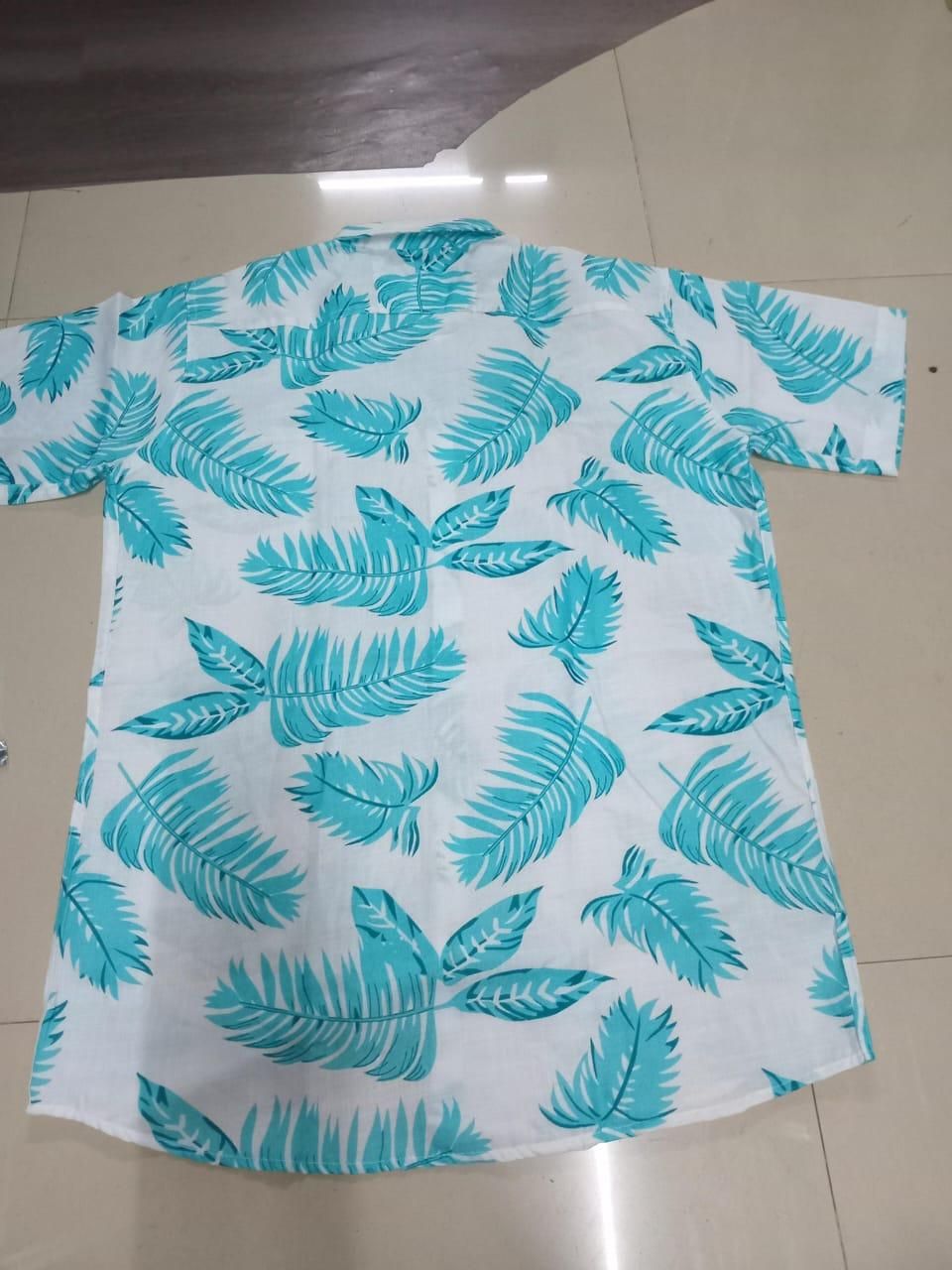 Men's Printed Half Sleeves Regular Collar Casual Shirt White & Light Green it3qpj-2a